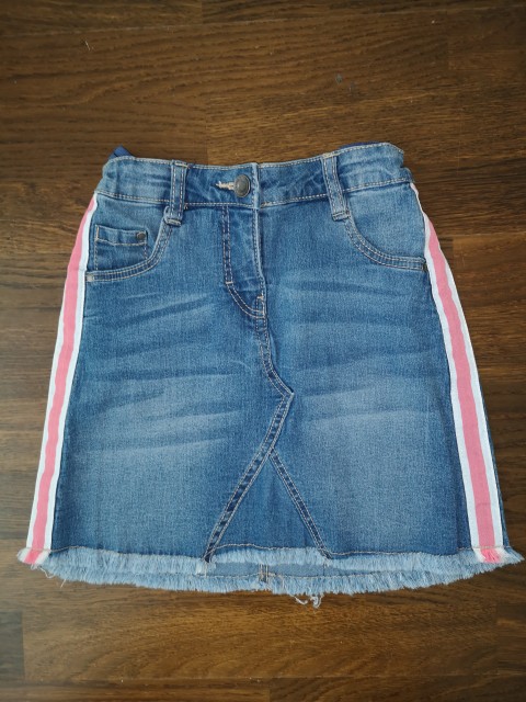 Alive jeans krilce št. 128 (tudi za 134)  3 €