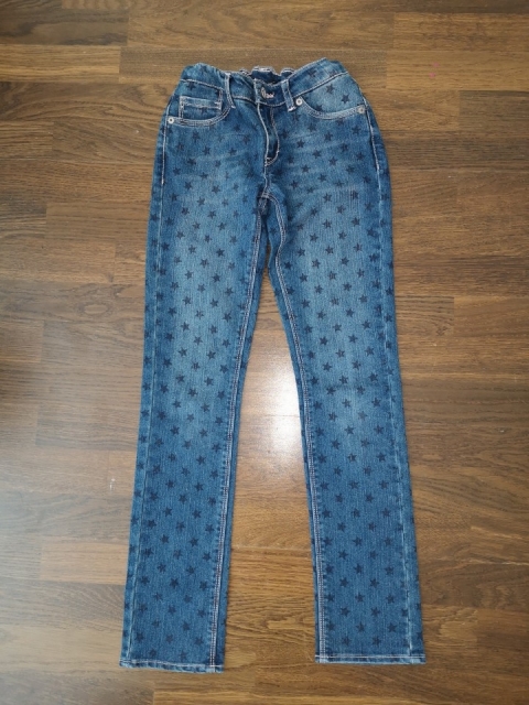 Levis skinny jeans št. 134-140 (daljše, lahko še za št. 146)  10 €