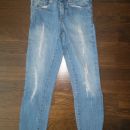 zara skinny jeans št. 128  5 €