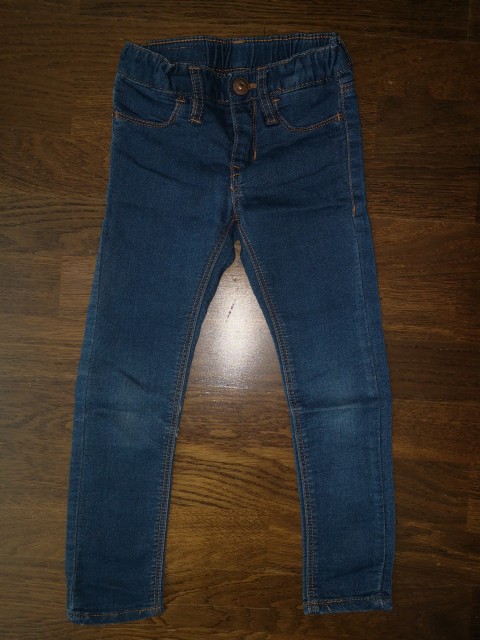Hm skinny fit jeans št. 98  3 €