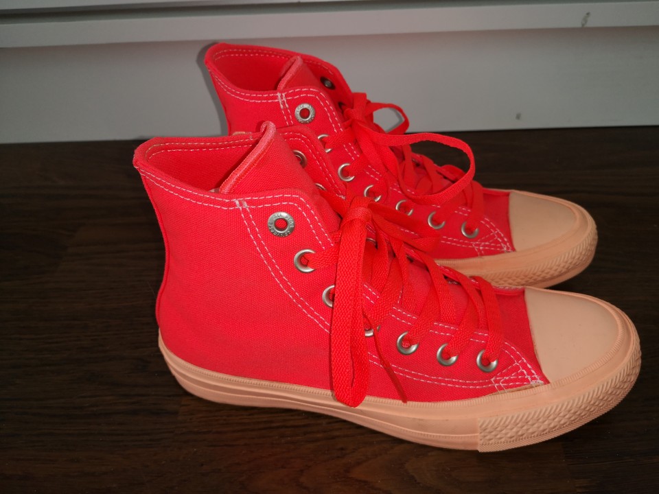 Converse all star superge št. 37  18 €