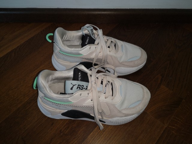 Puma run superge št. 38  20 €