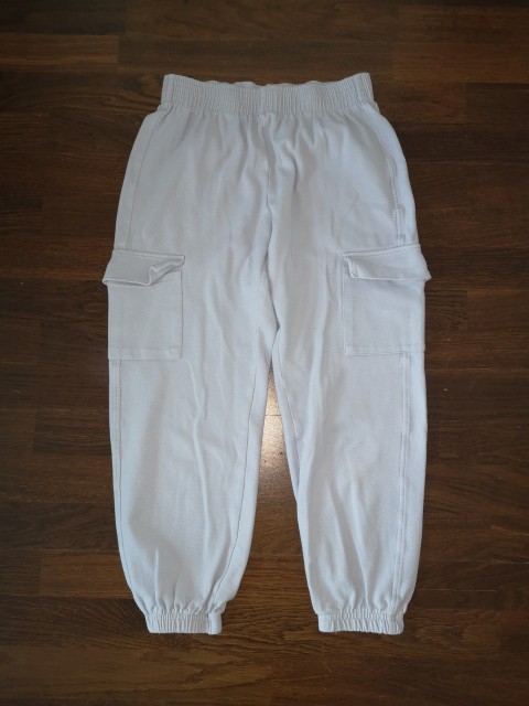 Zara trenirka št. 164  4€