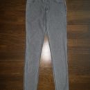 hm legice videz jeansa št. 158  6 €