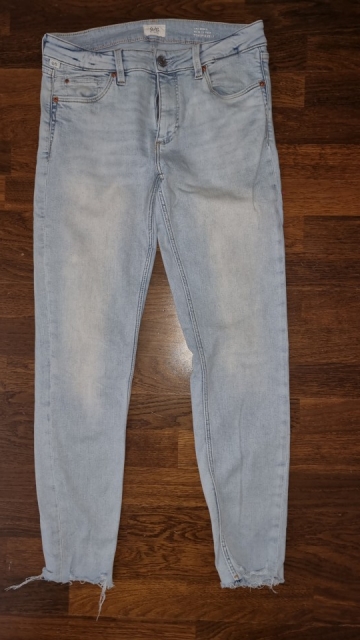 S oliver skinny jeans št. 34 7 €