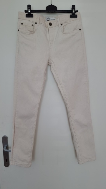 Zara skinny jeans št. 34  5 €