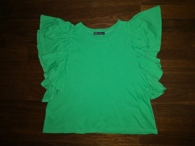 Zara majčka št. S (bolj XS-s)   4 €