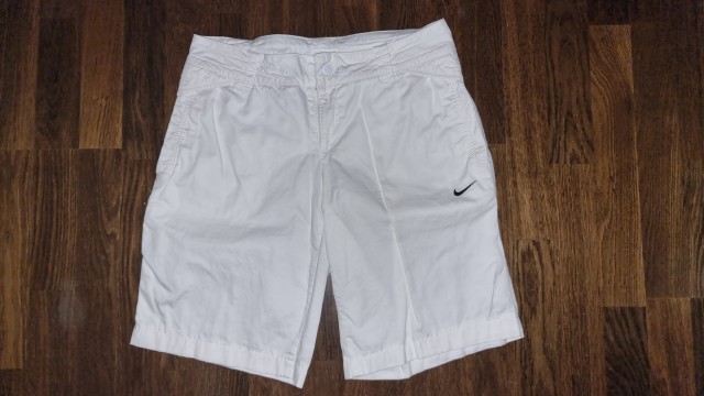 Nike kratke hlače št. XS  7 €