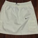 nike kratko krilo št. S    9 €