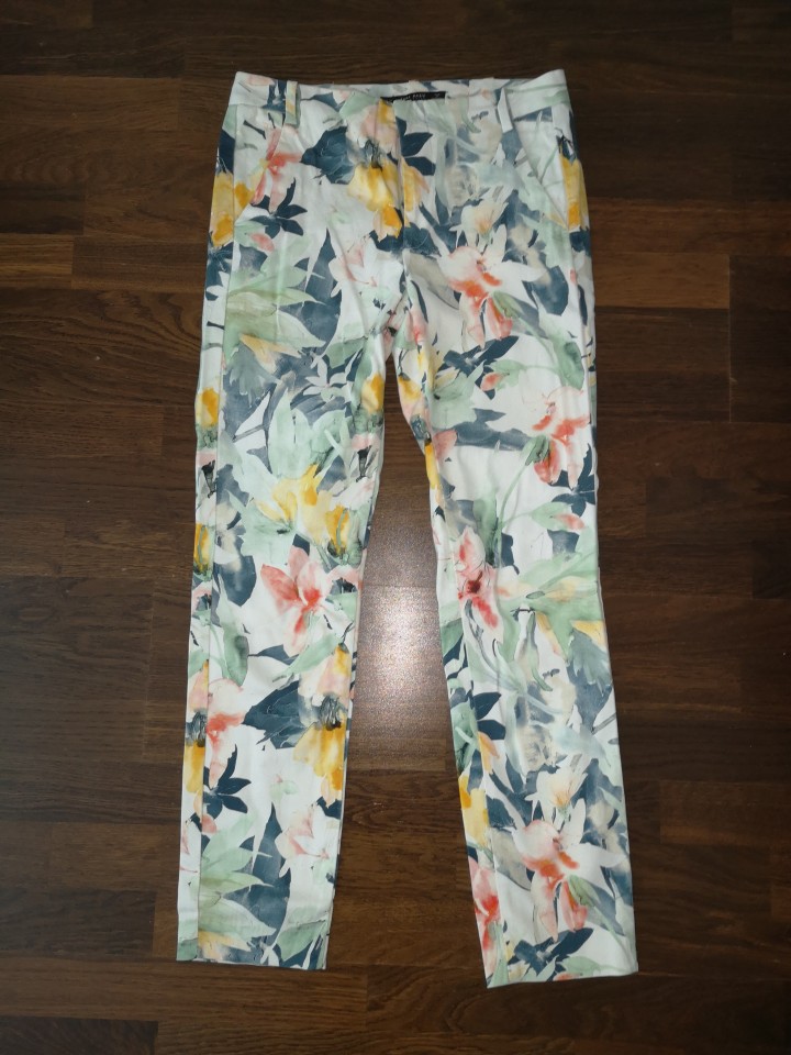 zara hlače št 34 7 €