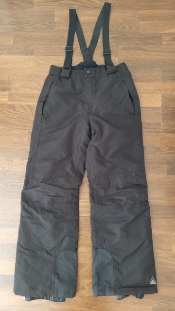 Crivit smučarske hlače št. 146-152 (večje, nošene pri 152-158) 7 €