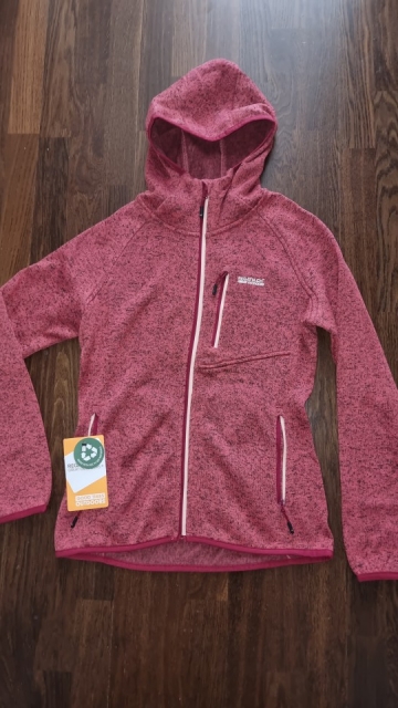 Regatta športna jopa št. S (ustreza XS-S)  28 €