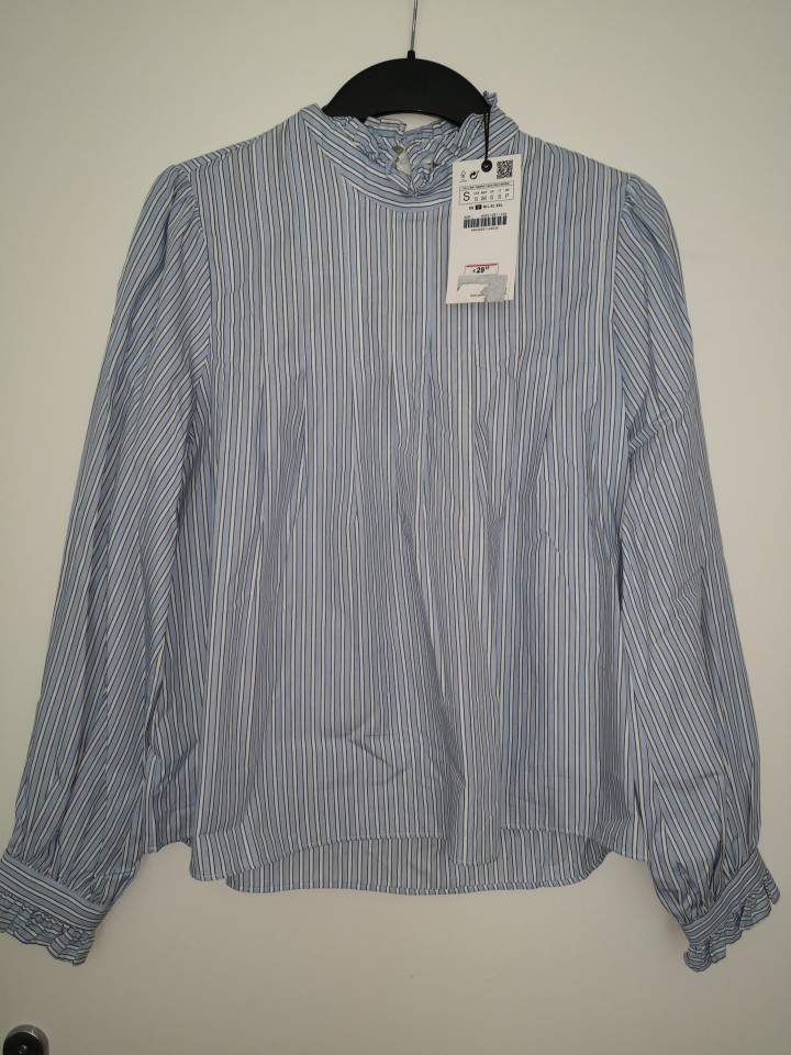 zara bluzica št. S 8 €