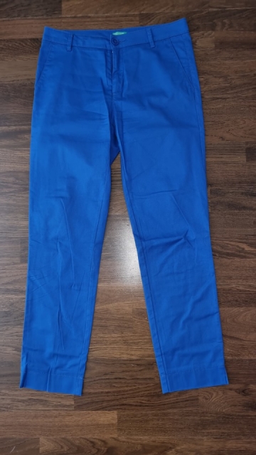 Benetton hlače št. 36  7 €