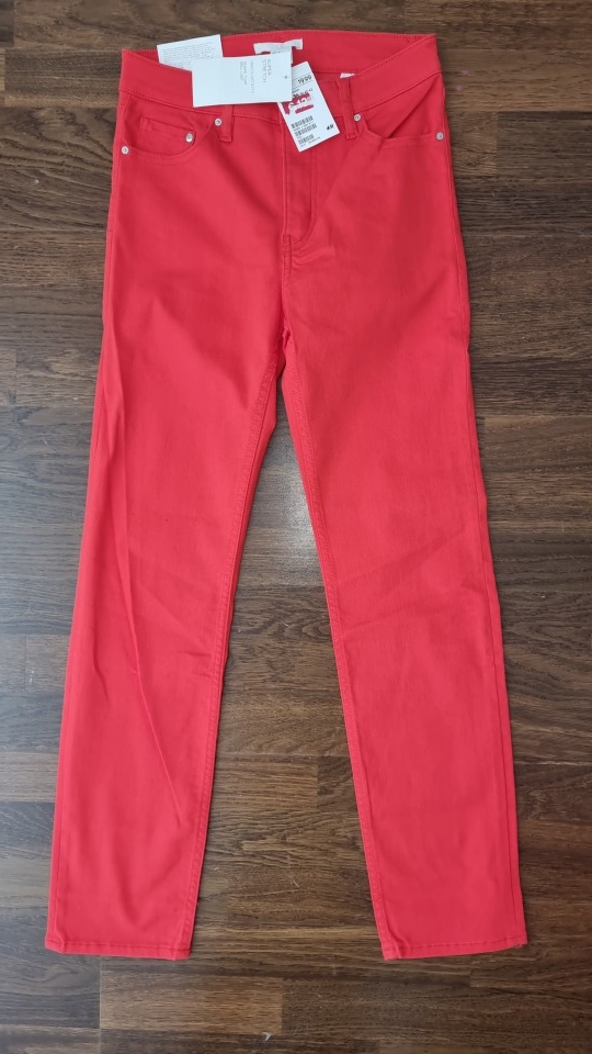 hm jeans hlače št. 34  8 €