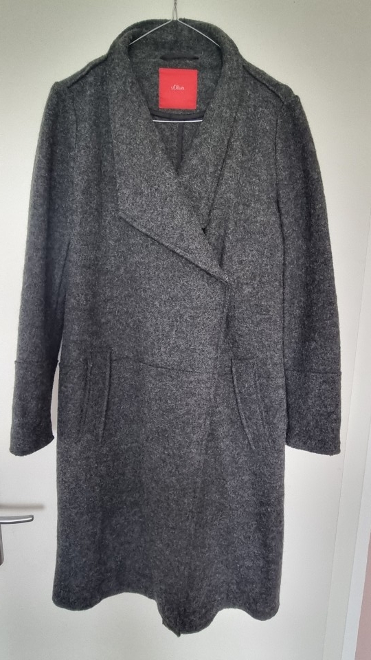 s oliver prehoden plašček št. 34  20 €