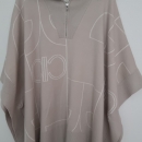 comma topel pončo št. S  28 €