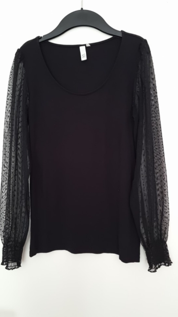 S oliver bluza št. XS-S  7 €