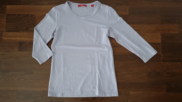 S oliver lila majčka št. 34 5 €