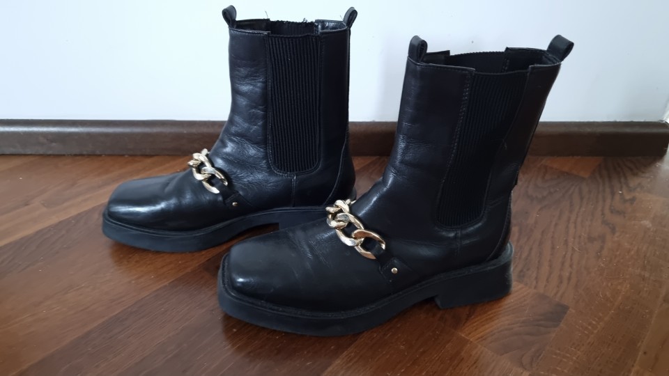 river island gležnarji št. 38   20 €