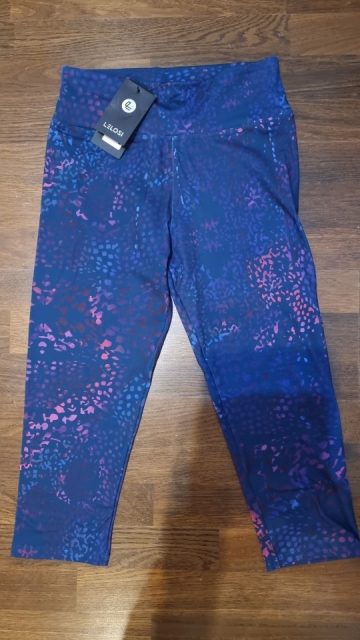 Lelosi 3-4 legice št. xs in S   9 €-kos