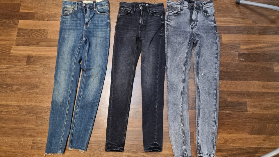 stradivarius skinny jeans št. 32  4 €-kos