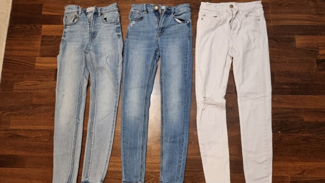 Stradivarius skinny jeans št. 32 4 €-kos