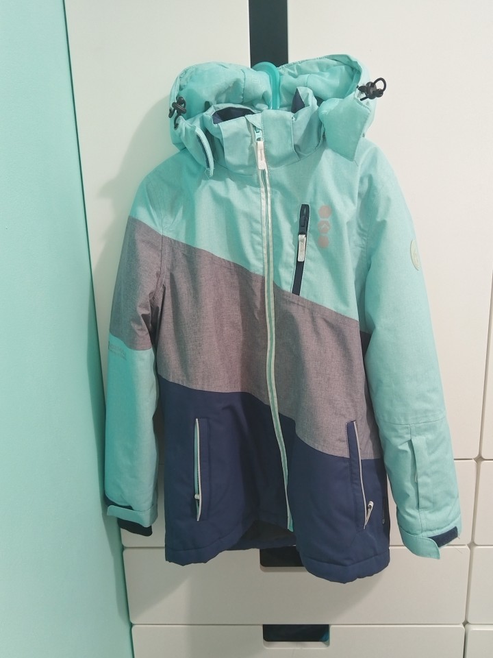 Smučarska bunda - foto povečava