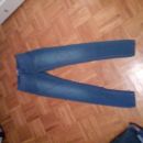 nove kavbojke / jeans hlače, 5€, oprijete, elastične