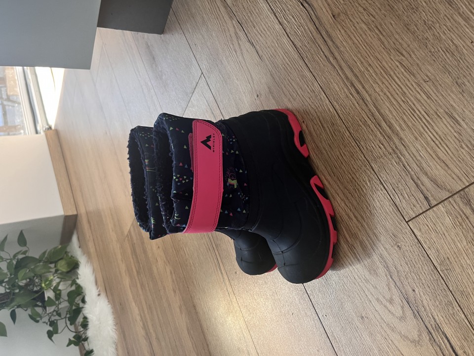 Zimski škornji McKinley 32 - 33, 10€