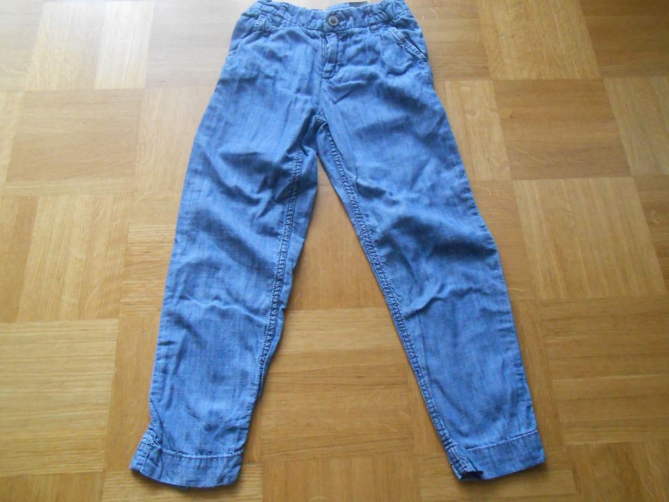 H&M (116) - tanek jeans, novo-oblečeno le za en nastop