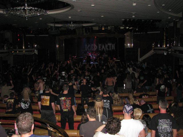 70000tons of metal - foto