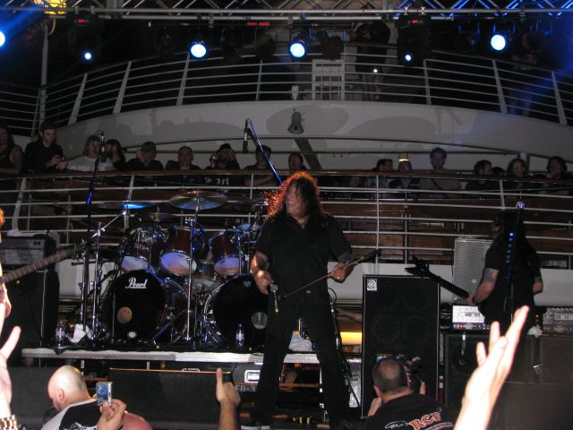 70000tons of metal - foto