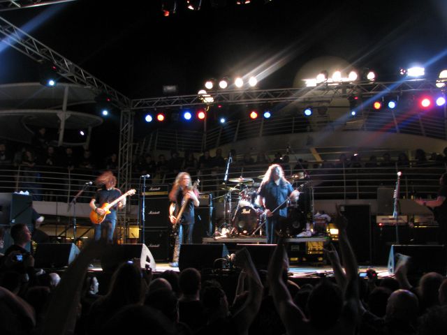 70000tons of metal - foto