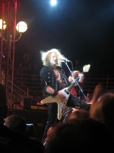 70000tons of metal - foto