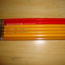 navadni svinčniki z radirko