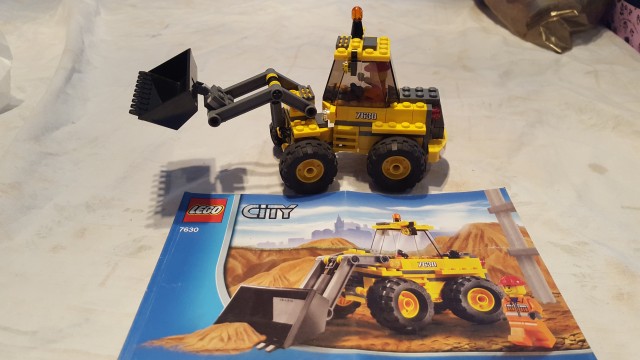 Lego city kopač - 15€