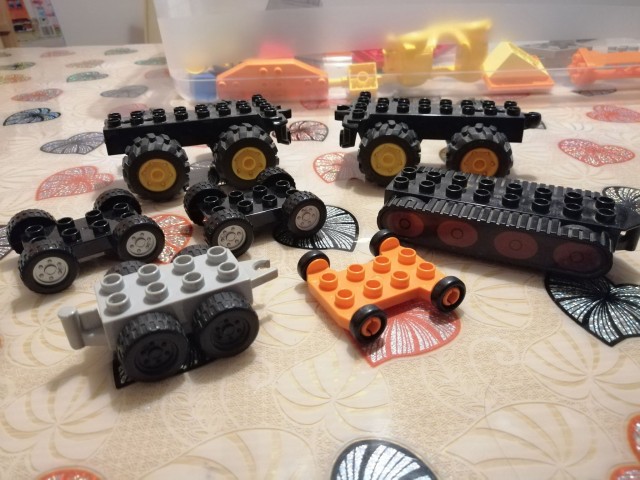 Lego duplo - podvozja