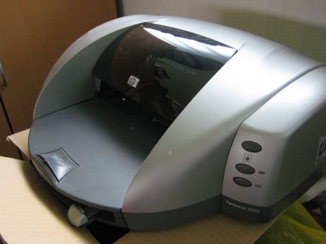 Tiskalnik HP deskjet 5550, 5 eur