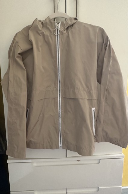 Nova zenska oblacila 5-10€ - foto