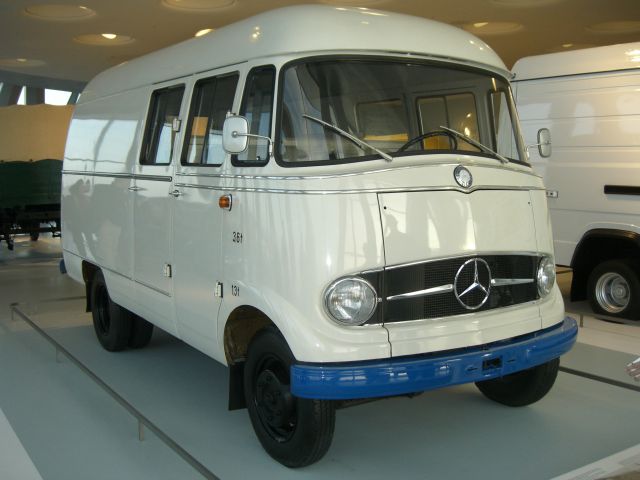 Mercedes museum - foto