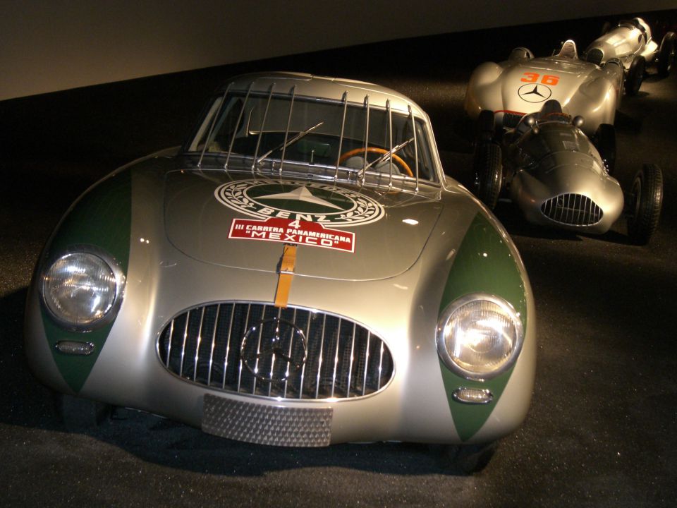 Mercedes museum - foto povečava