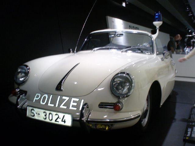 Porsche Museum - Stuttgart - foto