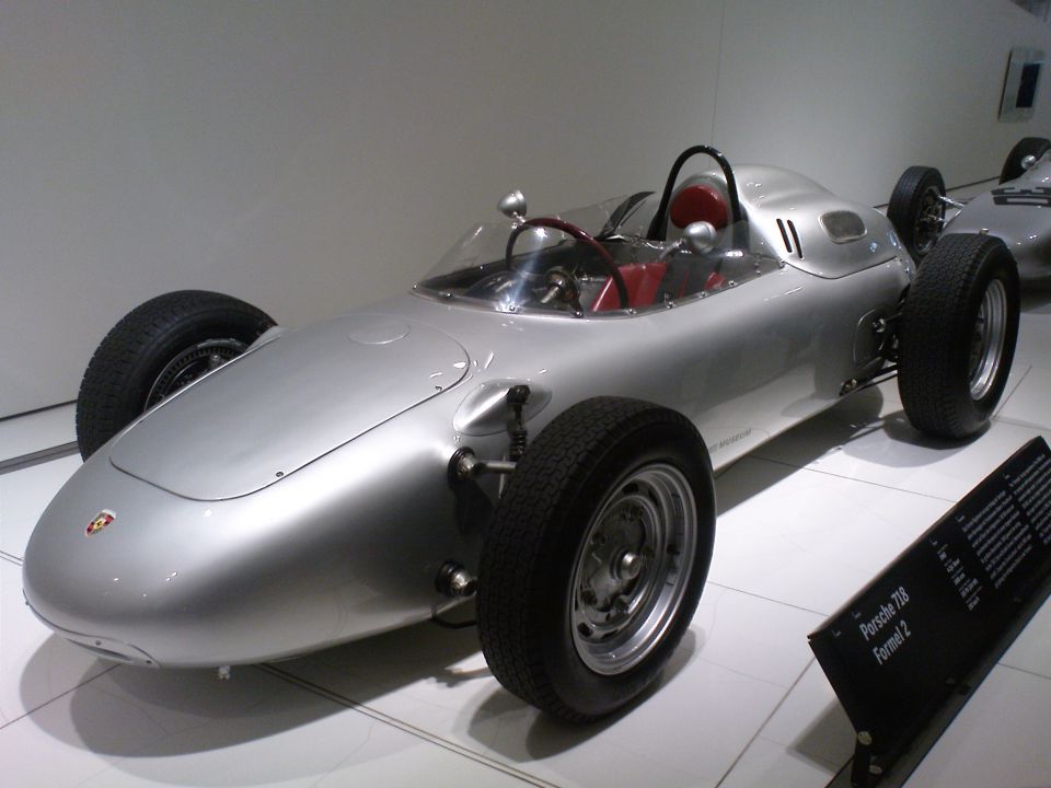 Porsche Museum - Stuttgart - foto povečava