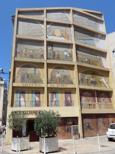 Toulon - freska na Hotelu