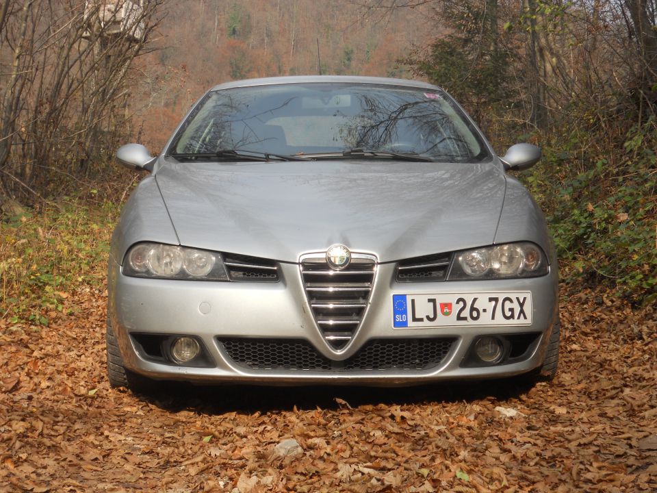 Alfa - foto povečava