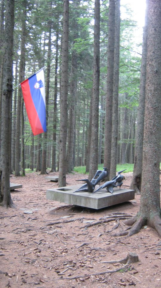 spomenik poh.bataljonu2