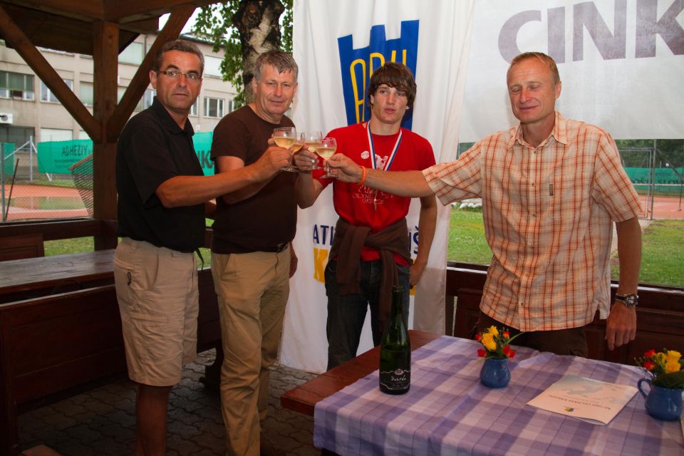 Robert Renner - ml.mladinski svetovni prvak  - foto povečava