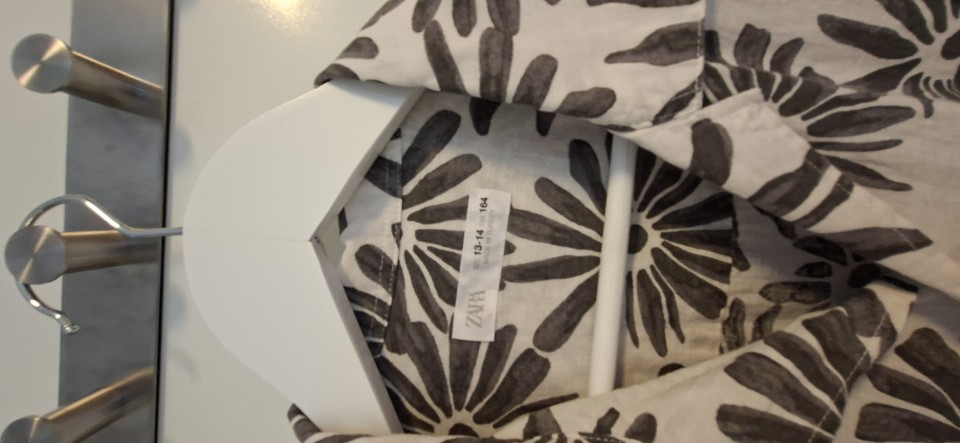 Prodam fantovska oblačila ZARA, H&M, Icepeak - foto povečava