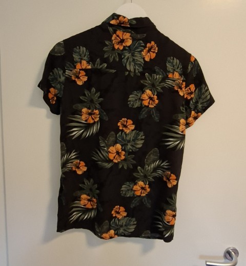 Prodam fantovska oblačila ZARA, H&M, Icepeak - foto